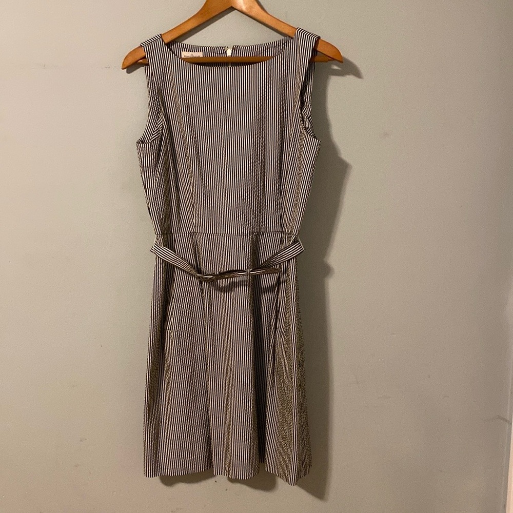 Llbean signature cotton seersucker dress. Very lightly worn. Size 8
